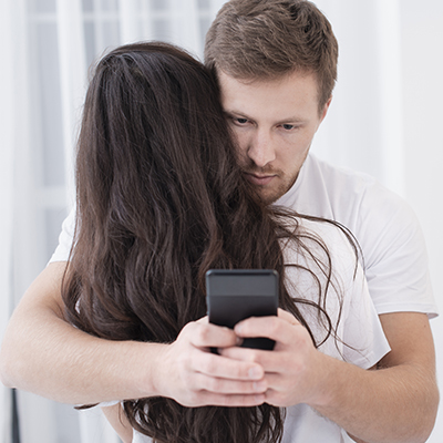 Signs Your Husband Doesn'T Find You Attractive