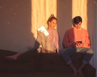 Pursue Withdraw Relationship Pattern