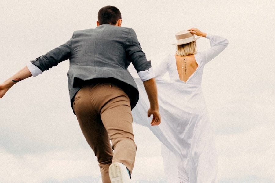 Pursue Withdraw Relationship Pattern